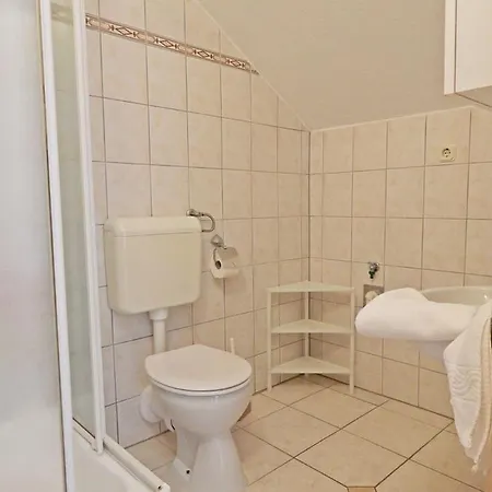 Apartment Vini- Beautiful Garden And Terrase Podstrana